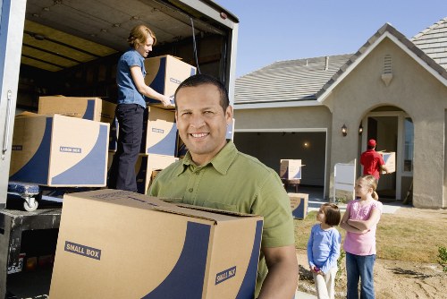 Flexible mobile self storage for moving house in Upminster